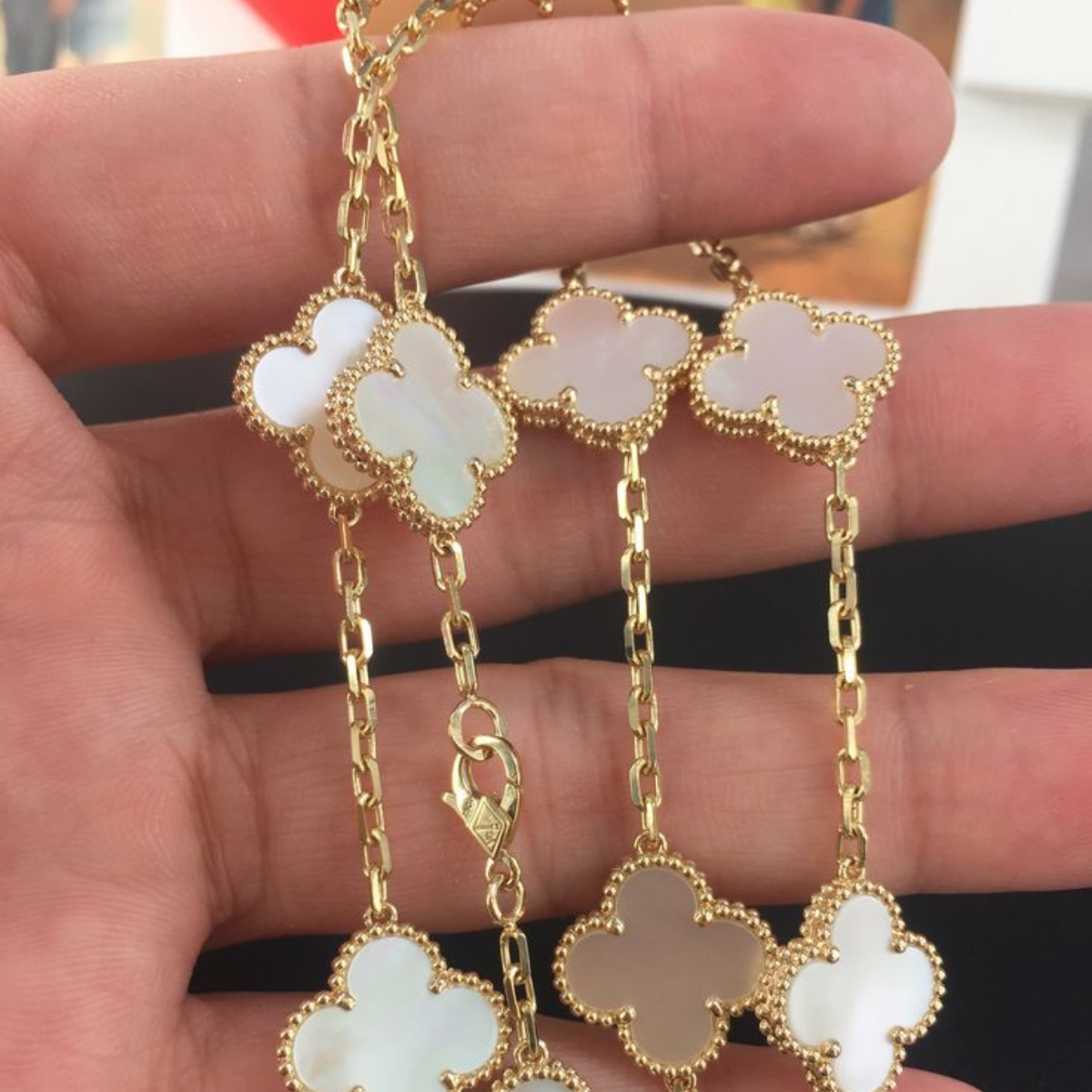 Conjunto Alhambra Trevo Colar 10 Trevos e Pulseira Branco - Ouro 18K