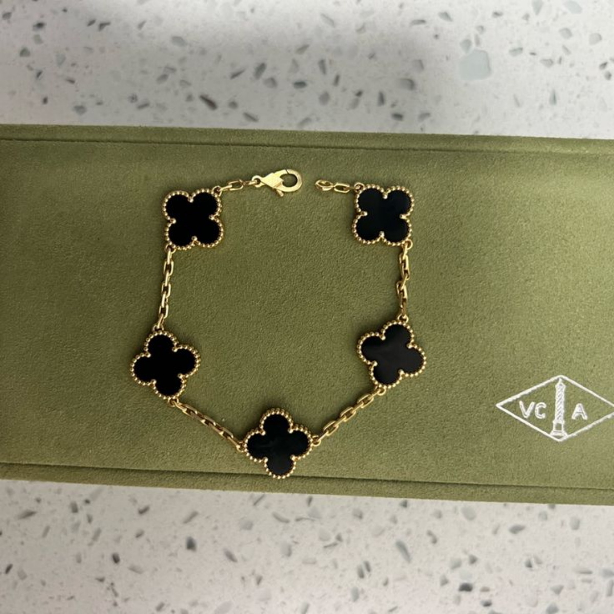 Pulseira Vintage Alhambra 5 Trevos Preto - Ouro 18K