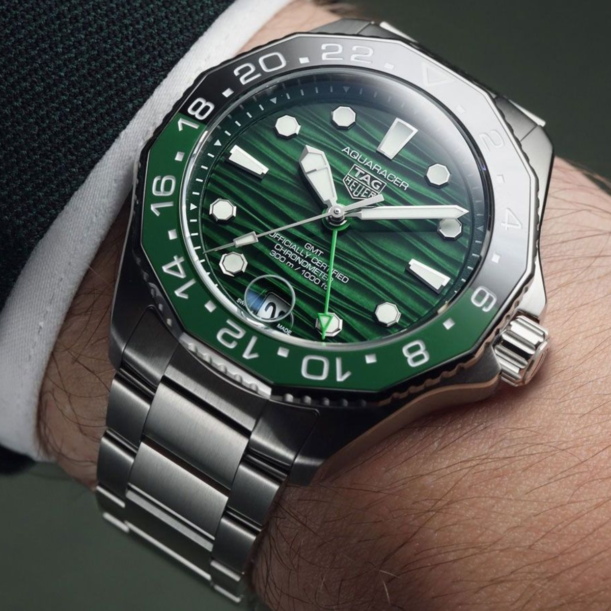 Relógio T.h Aquaracer Verde Professional 300 Date GMT