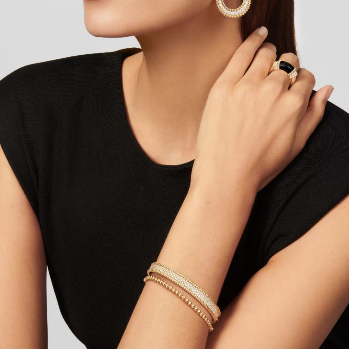 Bracelete Alhambra Trevos 3 Fileiras Perlee Pavé - Ouro 18K