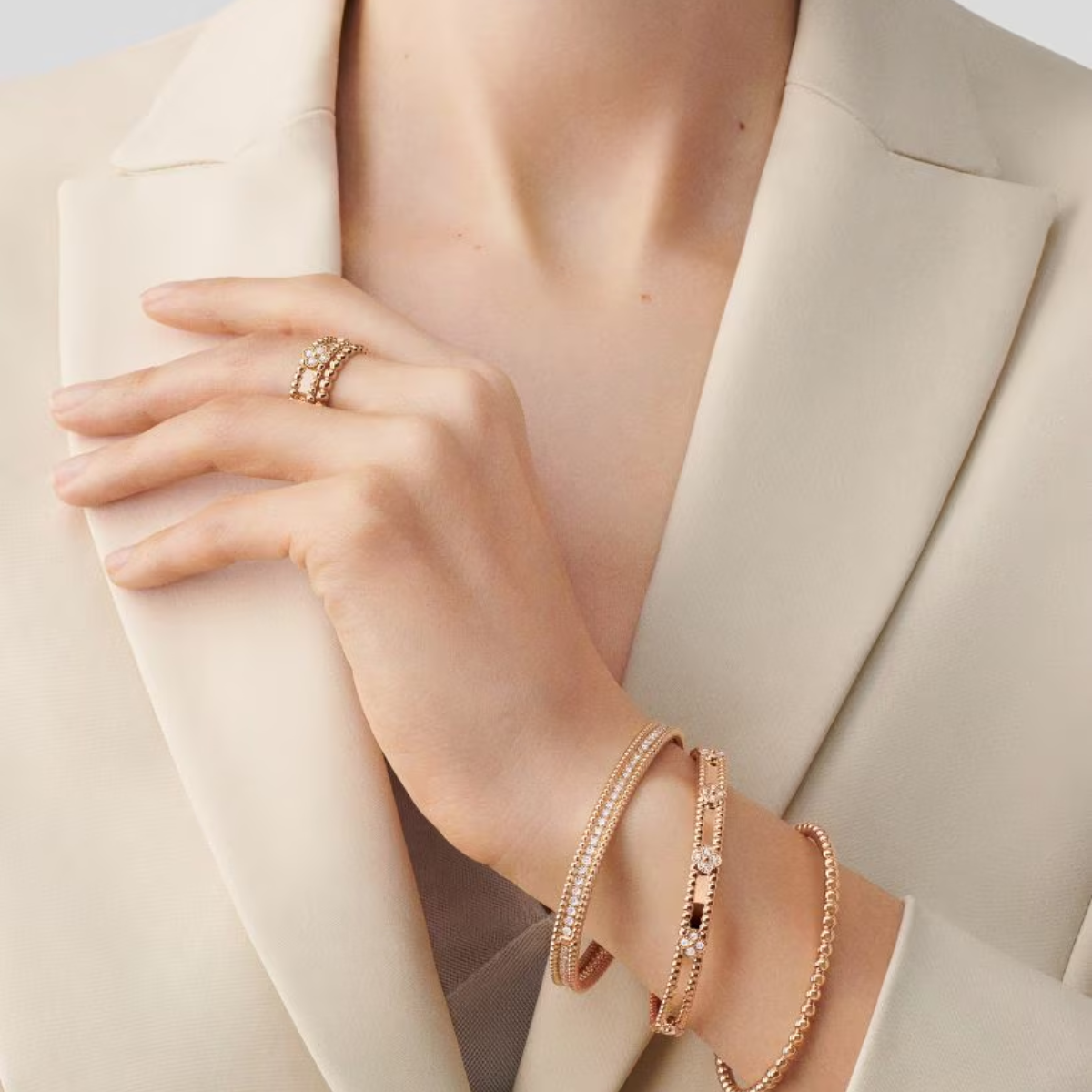 Bracelete Alhambra Trevos Sweet Perlee Clovers - Ouro Rose