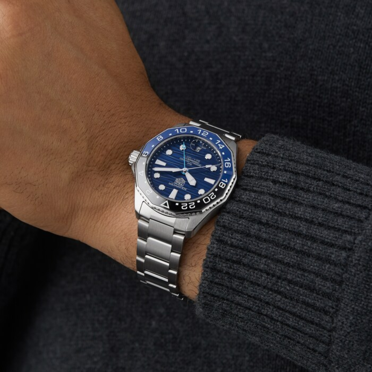 Relógio T.h Aquaracer Azul Professional 300 Date GMT