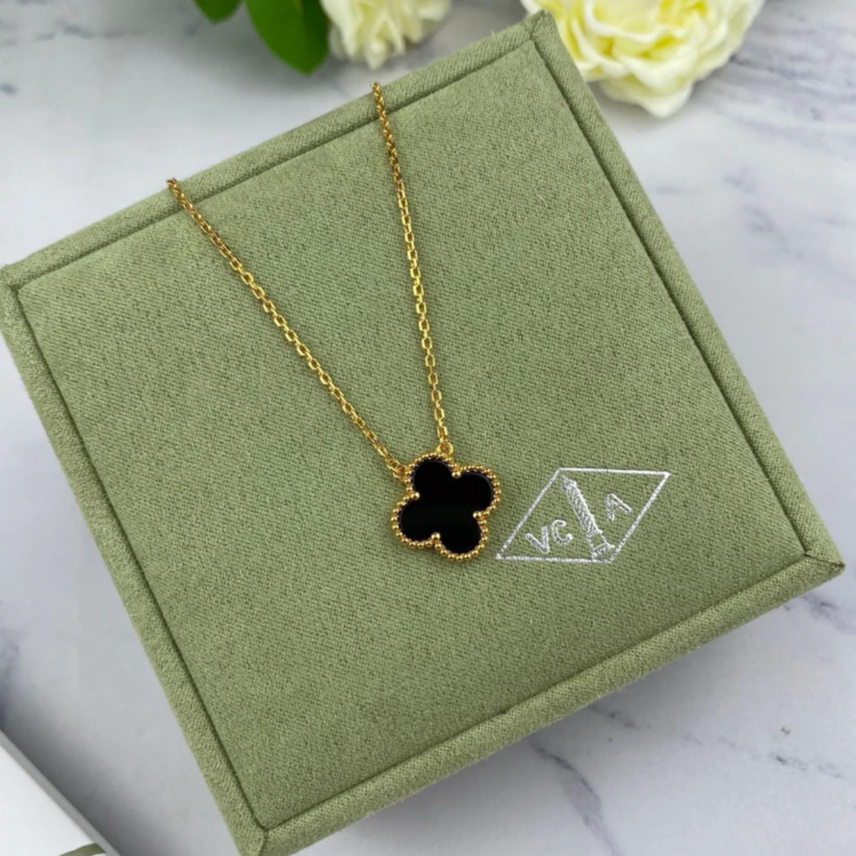 Colar Vintage Alhambra Pingente Único Trevo Preto - Ouro 18K