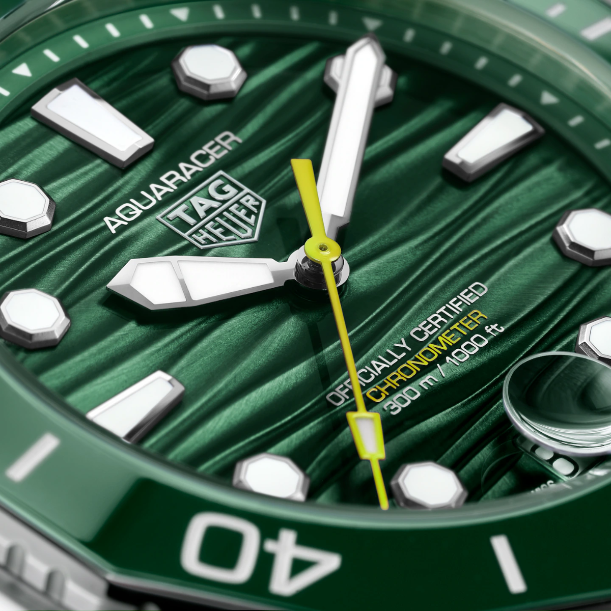 Relógio T.h Aquaracer Verde Professional 300 Date