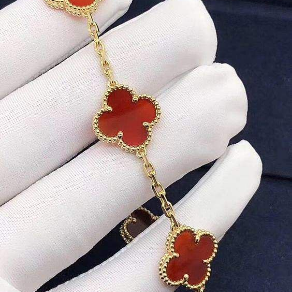 Colar Vintage Alhambra 10 Trevos Vermelho - Ouro 18K