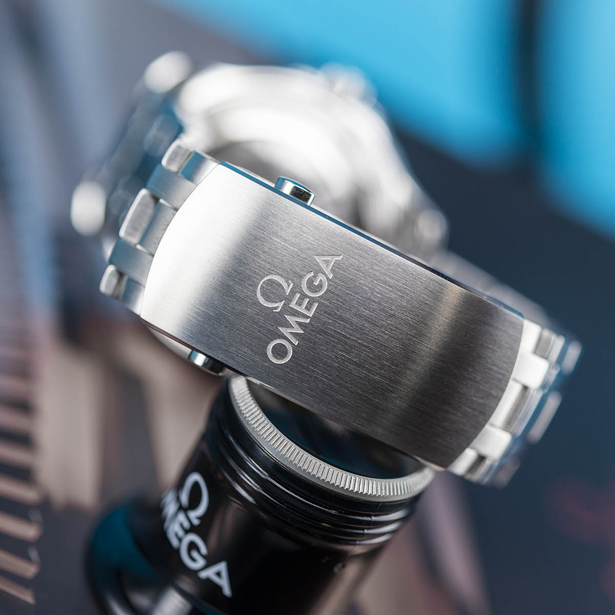 Relógio Omega Seamaster Diver 300M Fundo Azul
