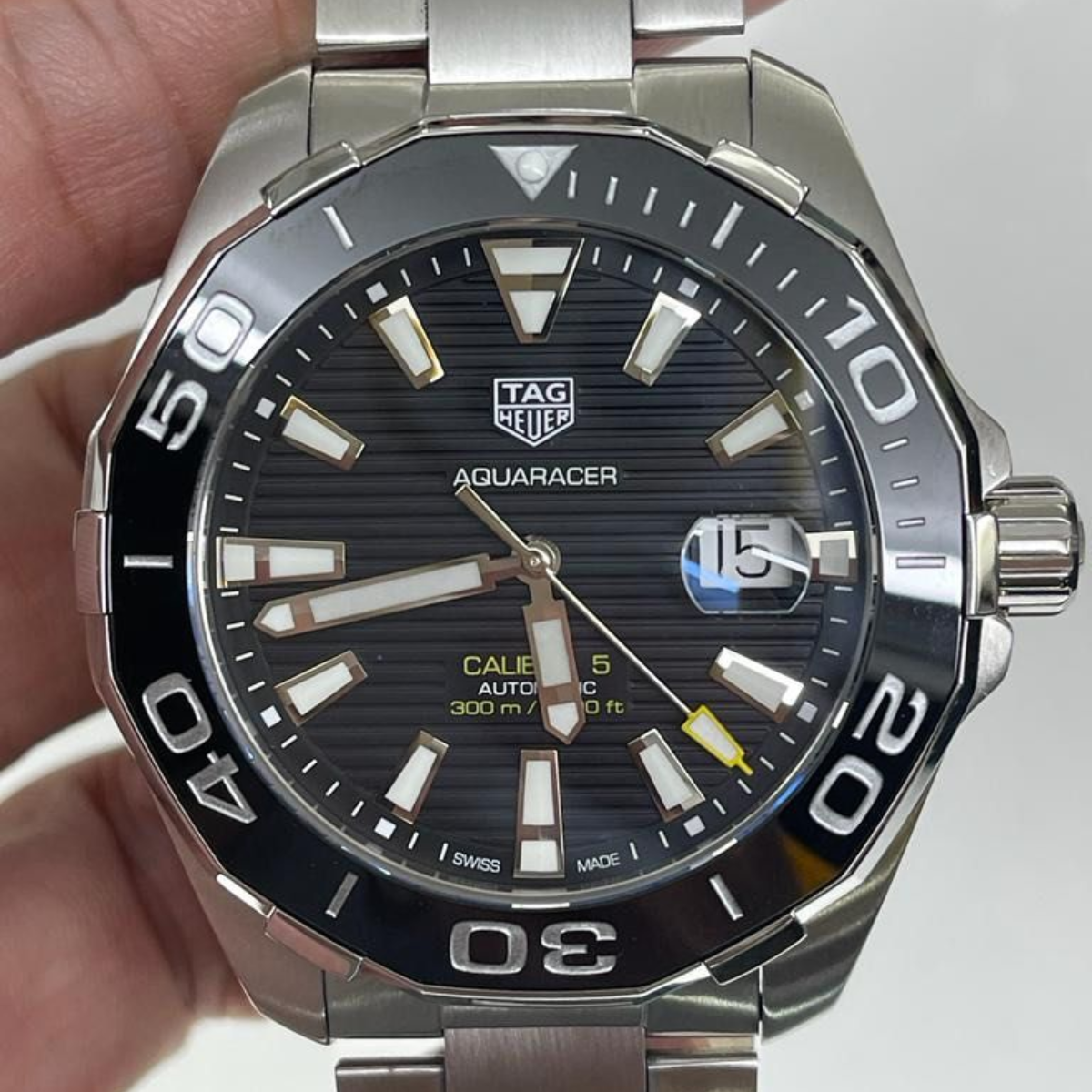 Relógio T.H Aquaracer Fundo Preto Calibre 5